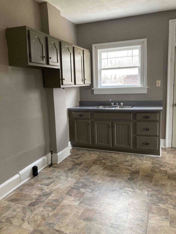 Building Photo - 153 Western Ave