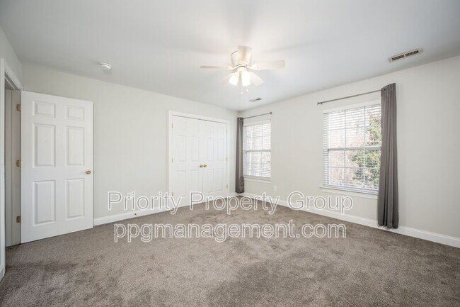 Building Photo - 2104 Sardony Ln