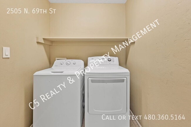 Building Photo - 2505 N 69th St
