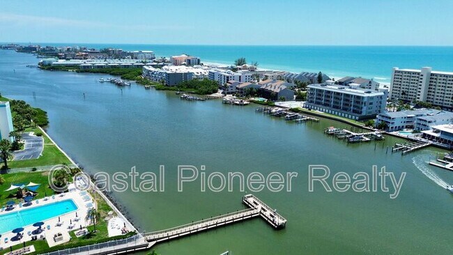 Building Photo - 14903 Imperial Point Dr N