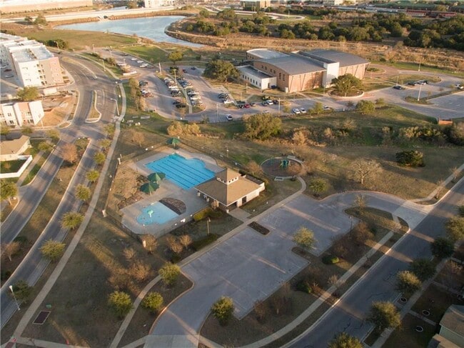 Building Photo - 1503 Davis Mountain Loop