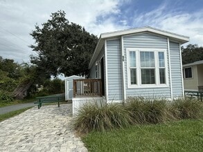 Building Photo - 7250 FL-44