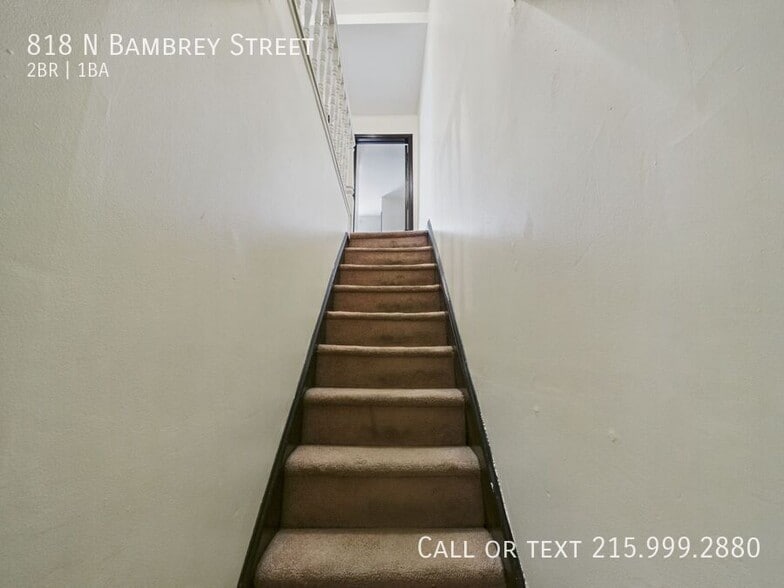 Building Photo - 818 N Bambrey St