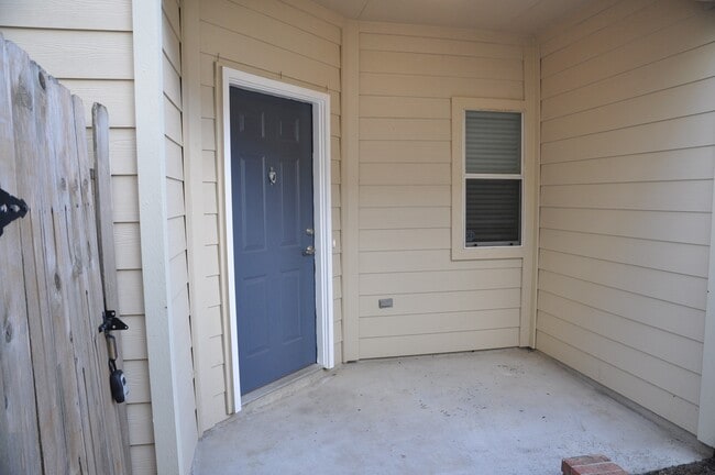 Building Photo - 20913 Sunrise Pine View Ln