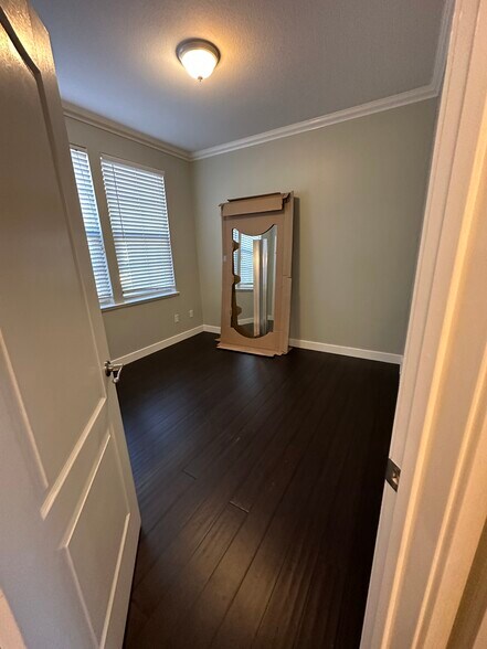 Building Photo - 6088 Old Quarry Loop