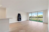 Building Photo - 6542 Ocean Crest Dr