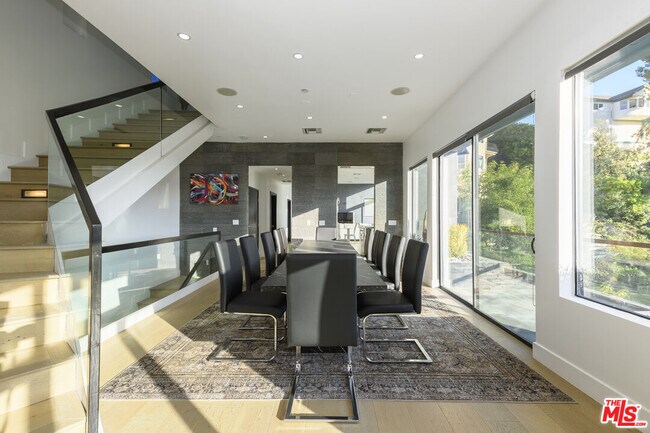 Building Photo - 2271 Gloaming Way