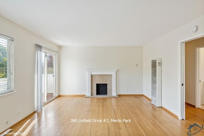 Building Photo - 260 Linfield Dr