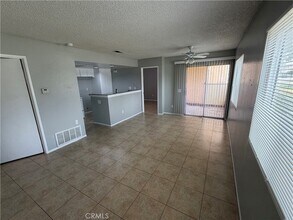 Building Photo - 3732 Oak Creek Dr