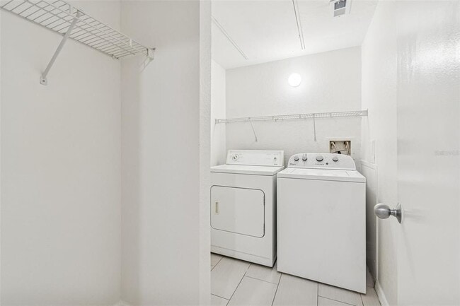 Building Photo - 501 S Moody Ave