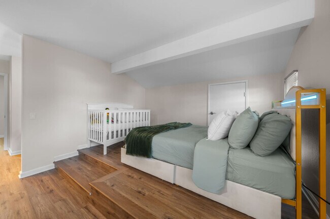 Building Photo - 13737 Via Tres Vistas