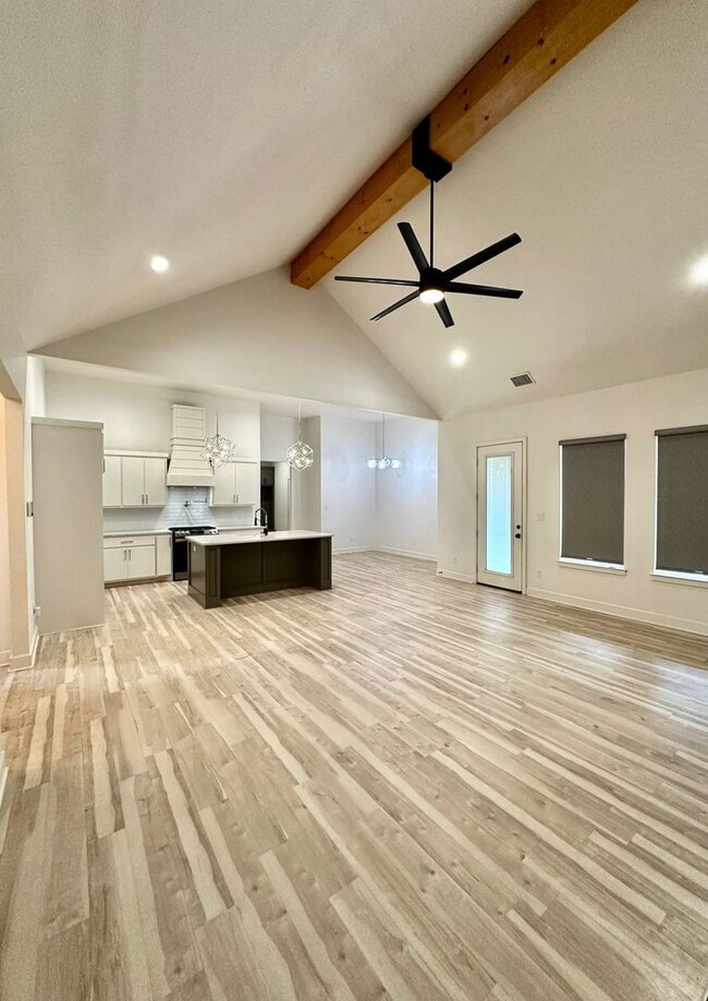 Building Photo - Refined Living in Preston Manor | Stunning 4/3/2 With Elevated Finishes