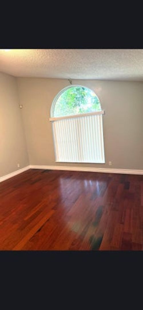 Building Photo - 12390 Summer Springs Dr