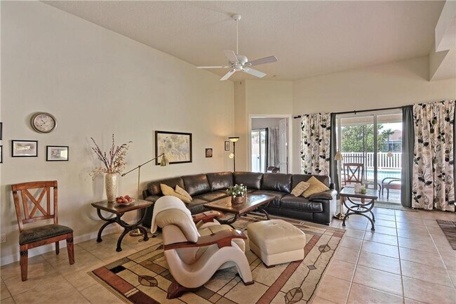 Building Photo - 5254 Eleuthra Cir