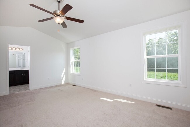 Building Photo - Susquehanna Township Luxury Townhome