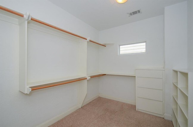 Building Photo - 1493 Silverado Dr