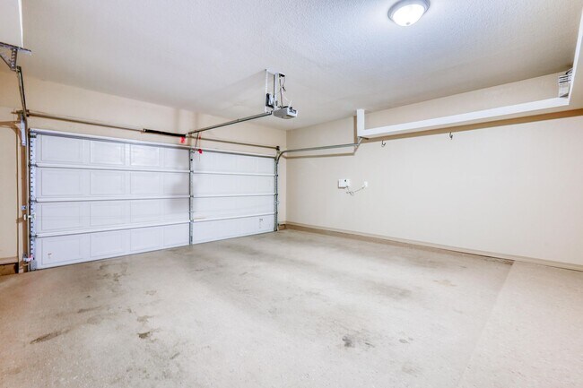 Building Photo - Beautiful 3 bed-2 baths home in 79911