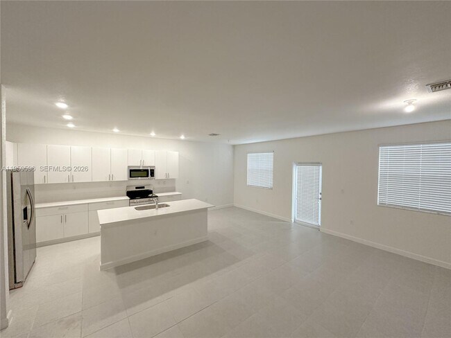 Building Photo - 14804 SW 162nd St