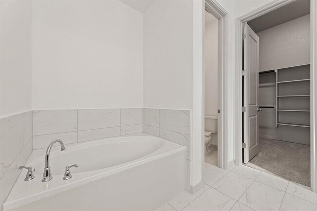 Building Photo - 1104 Spring Gulch Ln