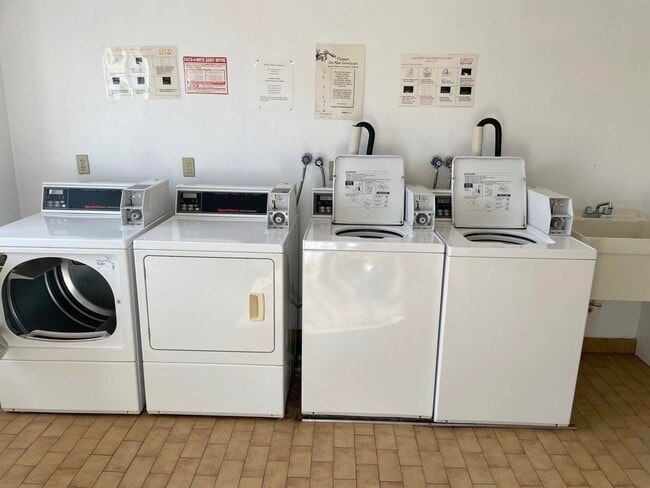 Building Photo - 1311 Hanover St