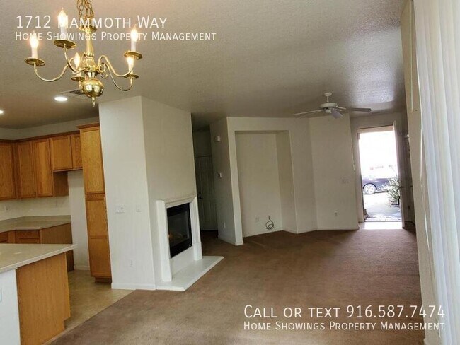 Building Photo - 1712 Mammoth Way