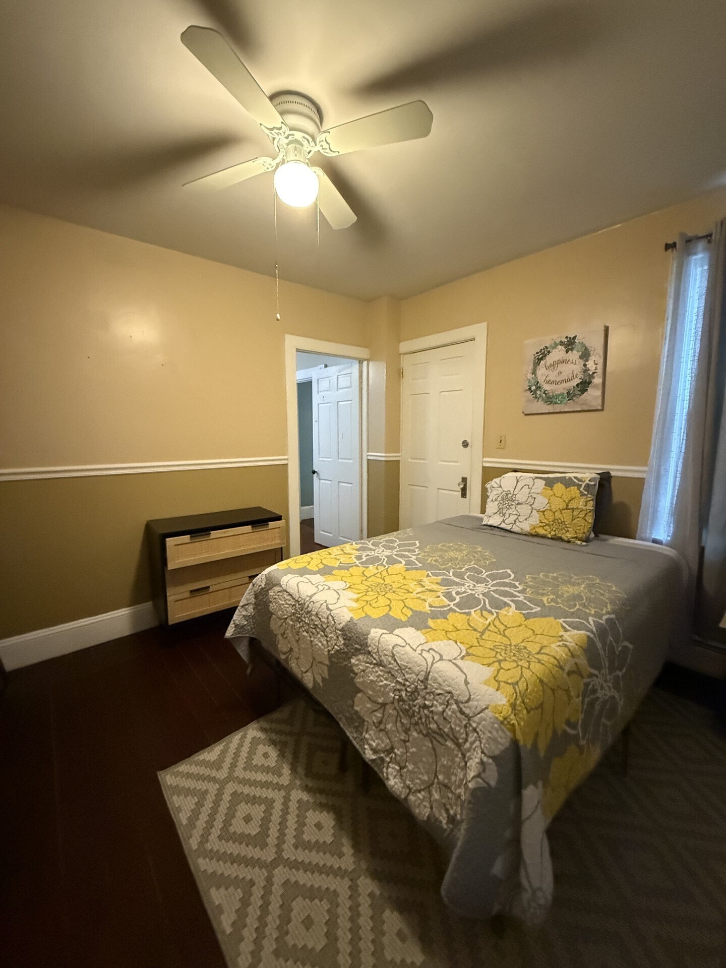 Bedroom 3 - 75 Mill St