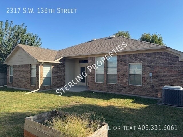 Building Photo - 2317 SW 136th St