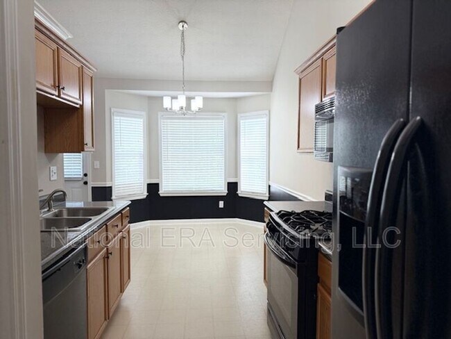 Building Photo - 2034 Elm Grove Ln
