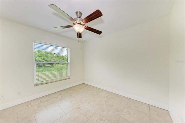 Building Photo - 3560 Eldron Ave