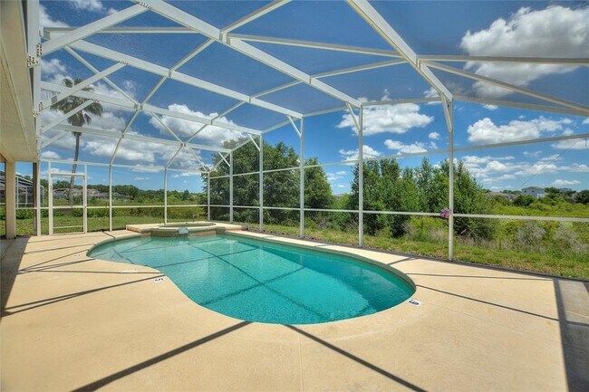 Building Photo - 546 Windsor Pl