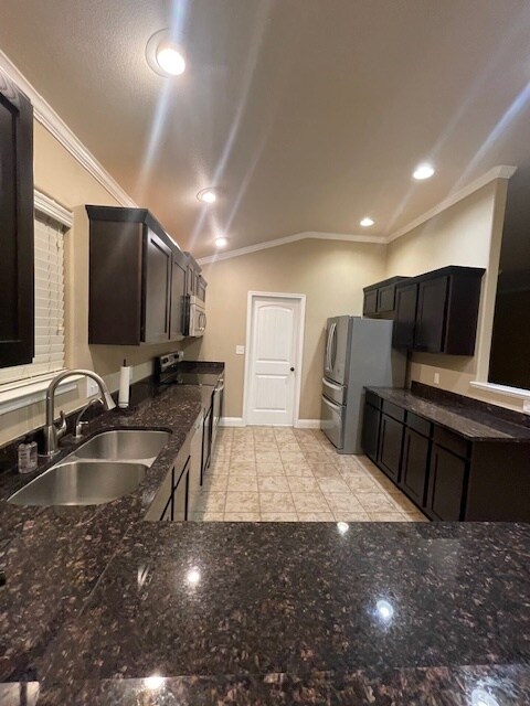 Building Photo - 6906 90th St