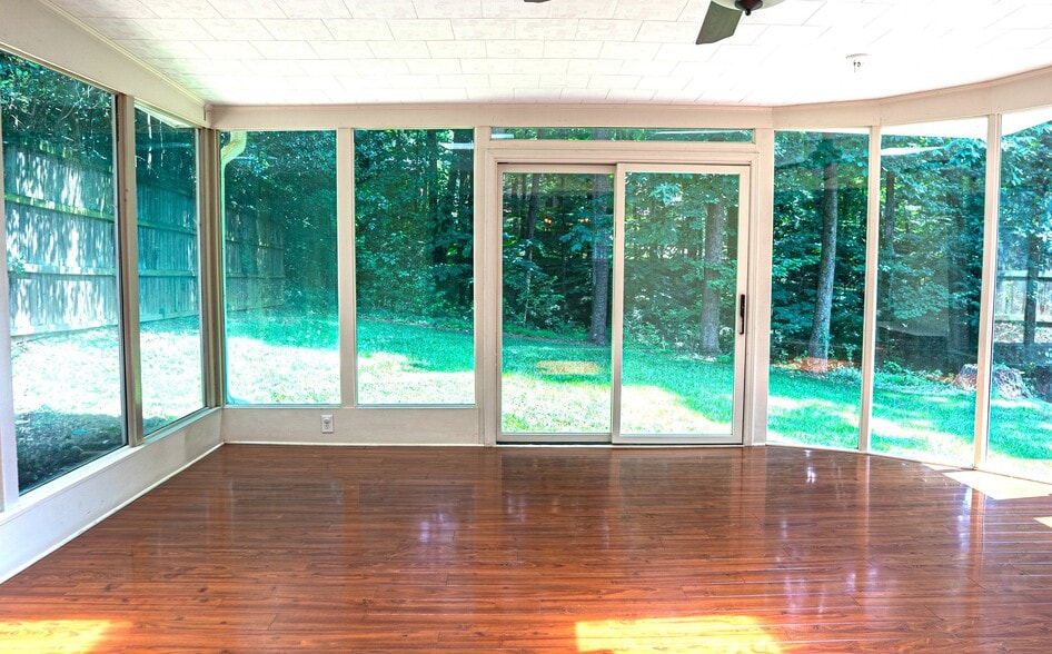 Building Photo - 1739 Remington Rd