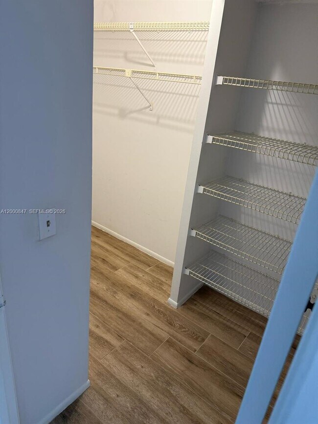 Building Photo - 4401 W McNab Rd