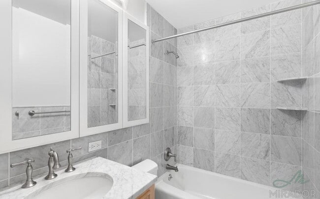 Building Photo - 2 bedroom in New York NY 10023