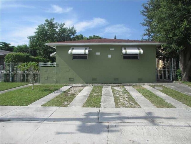 Primary Photo - 2 bedroom in Miami FL 33138