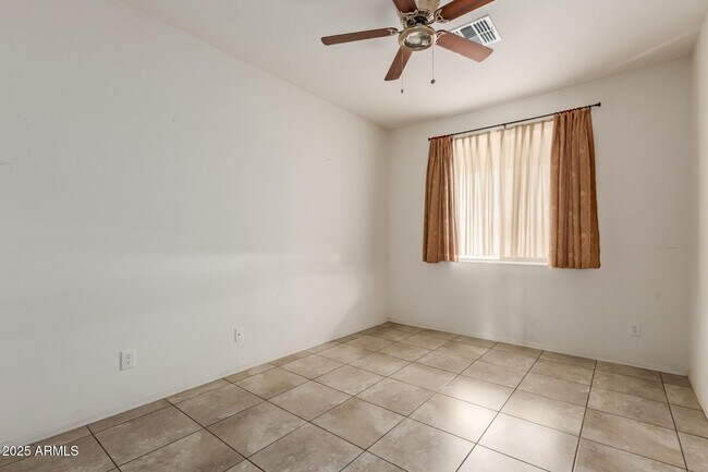Building Photo - 11603 W Calavar Rd