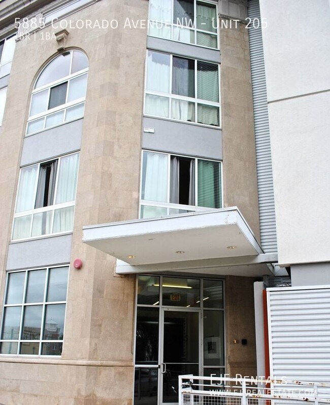 Building Photo - 5885 Colorado Ave NW