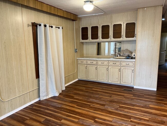 Building Photo - Woodson St, Amity