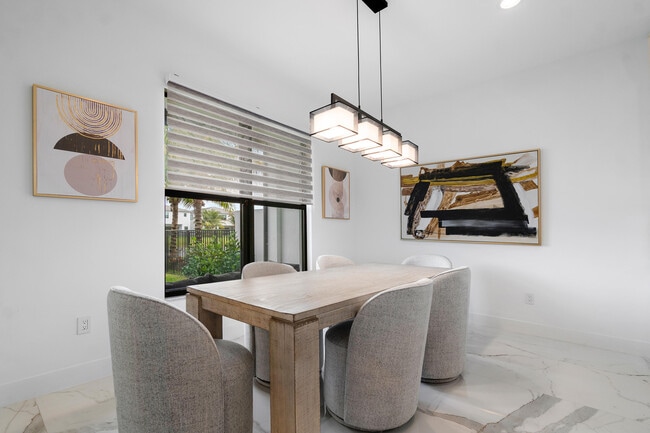 Building Photo - 17533 Sparkling River Rd