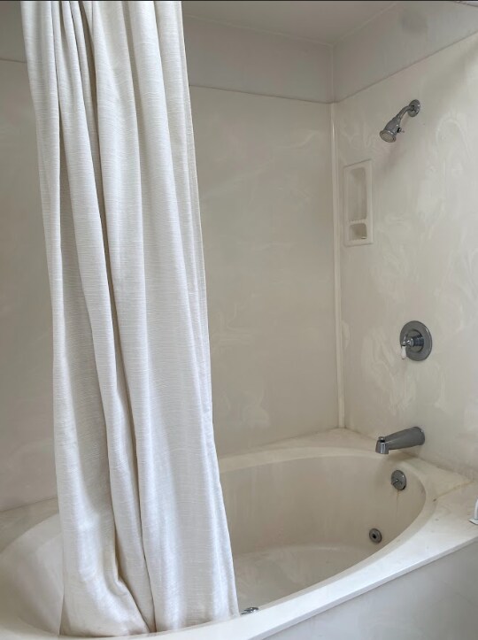 Building Photo - 5383 Woodstock Way