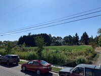 Building Photo - Beautiful Community