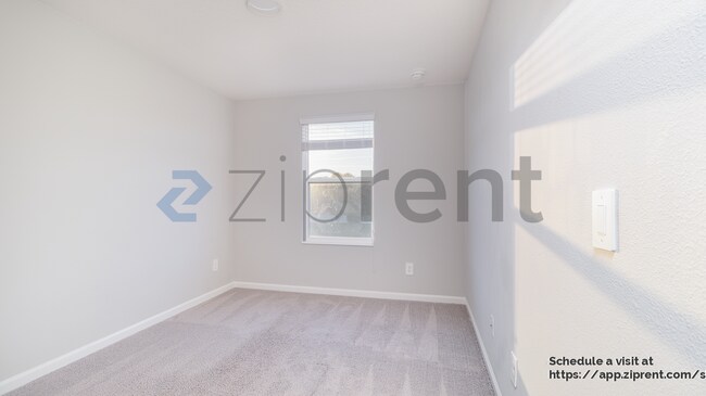 Building Photo - 432 Cape Honeysuckle Pl