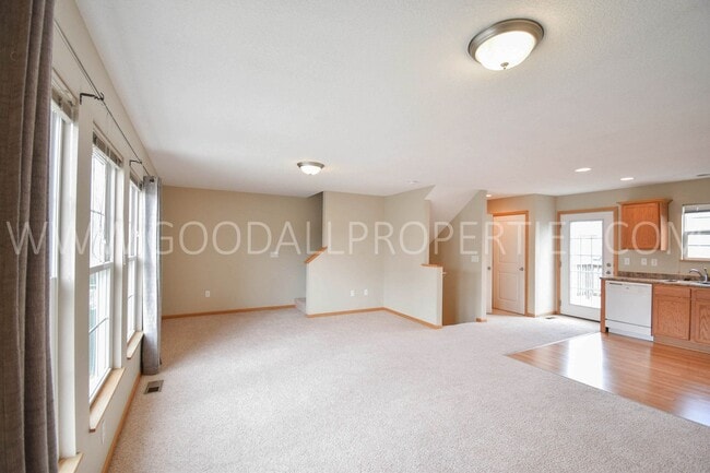 Building Photo - 4319 153rd St
