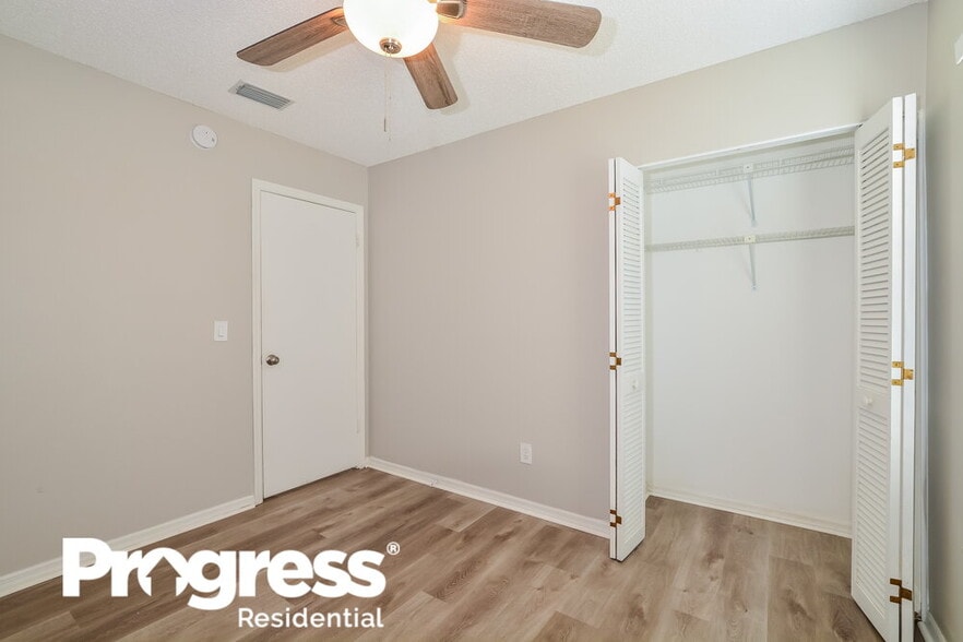 Building Photo - 1029 Kelsey Ave