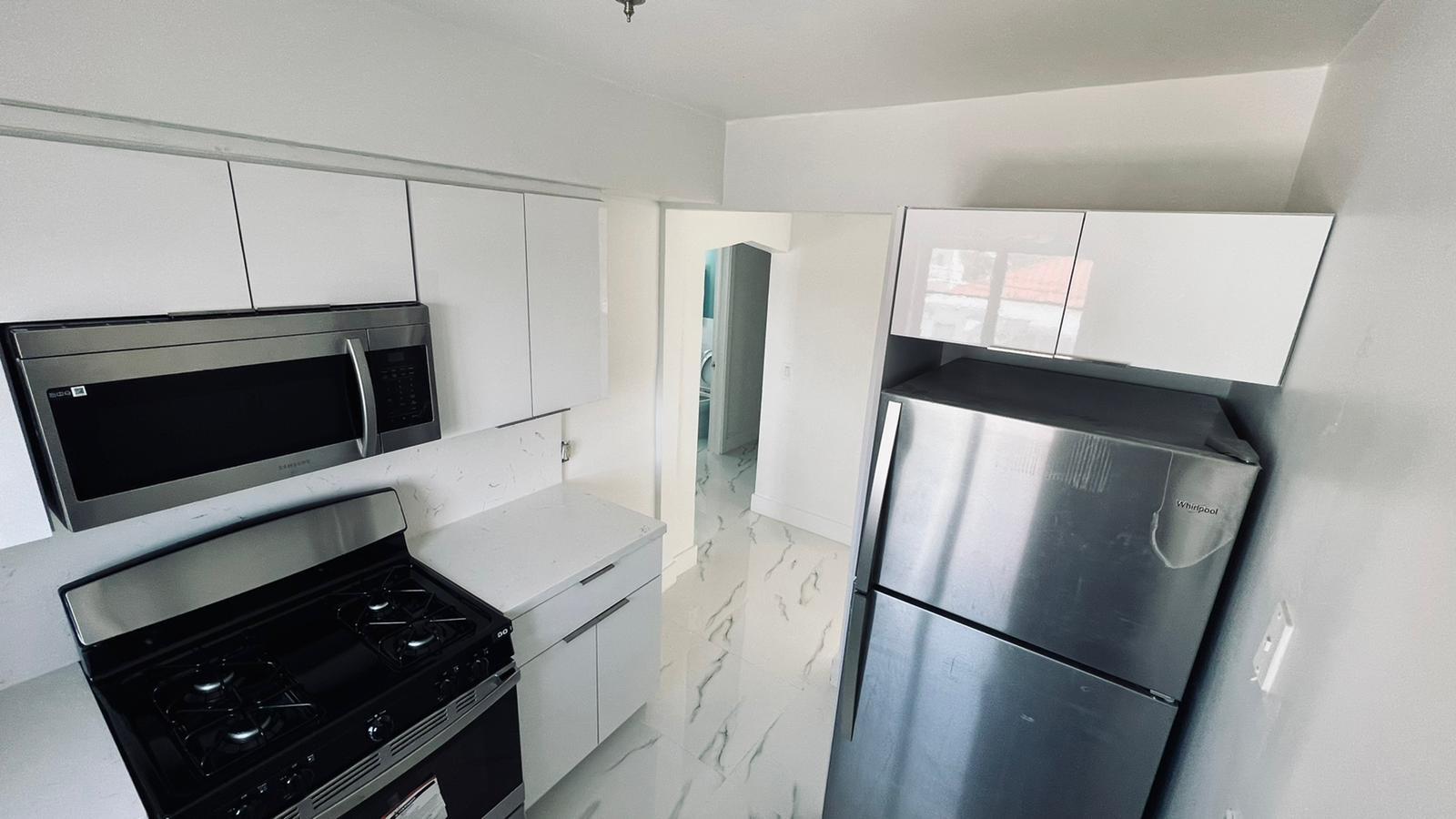 Building Photo - 7821 Byron Ave