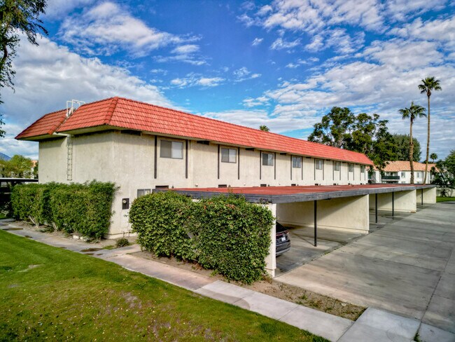 Building Photo - 40215 Harris Ln