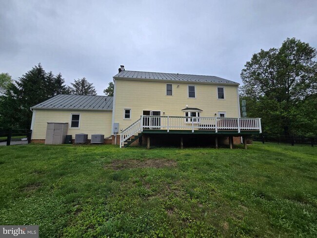 Building Photo - 5712 John Barton Payne Rd