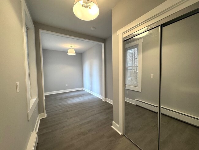 Building Photo - 52 Tonnelle Ave