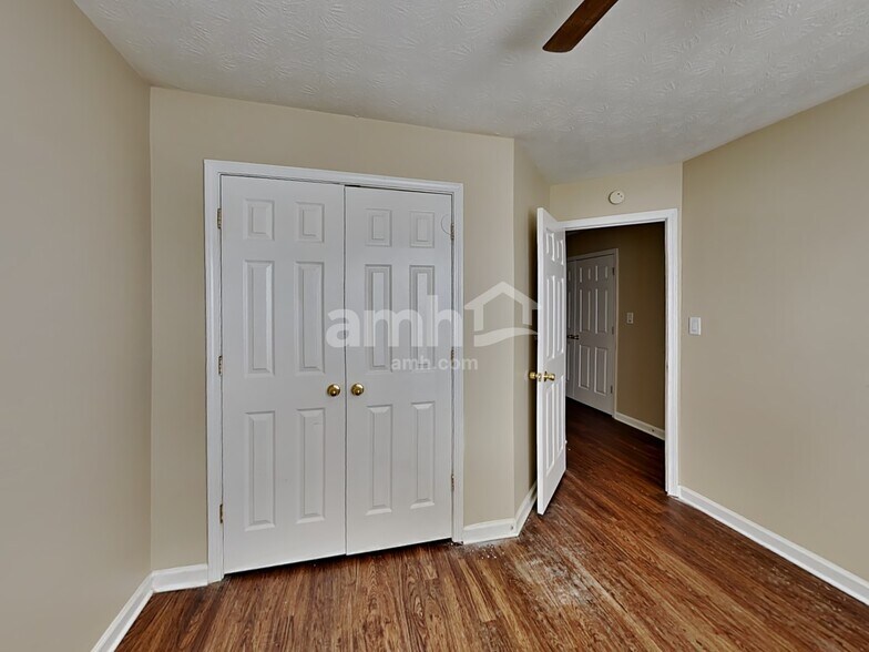 Building Photo - 4170 Monarch Dr
