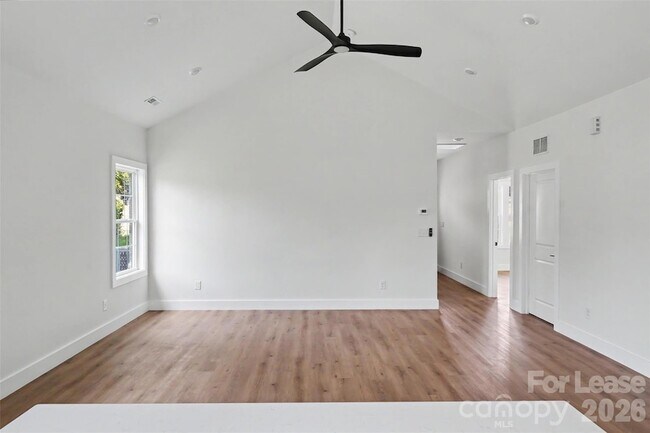 Building Photo - 1709 College Plaza Blvd